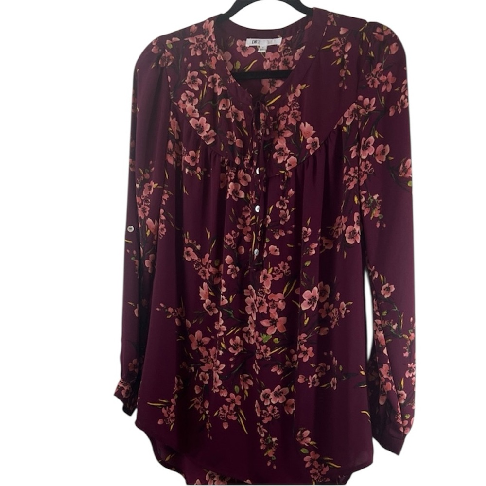 NWOT Dr 2 Floral Burgundy Blouse small